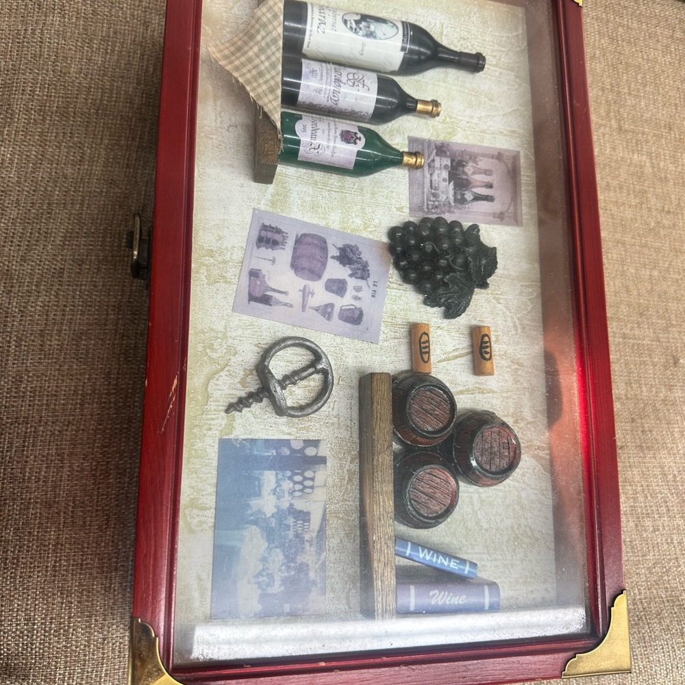 3D Decorative Wine-Themed Shadow Box Art Display